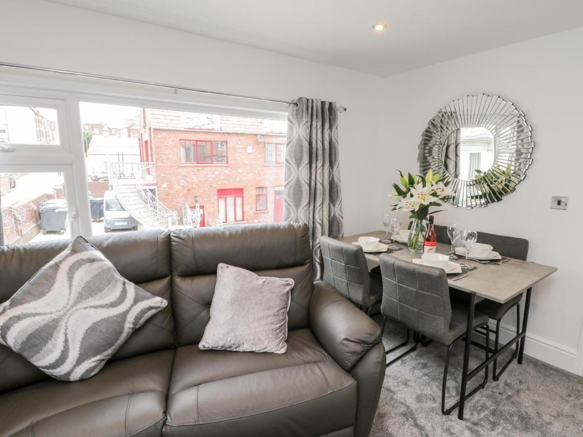 Apartment Daisy's Den Whitby